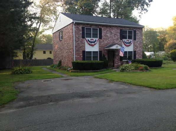 7 Belmont St #A, Salem, NH 03079