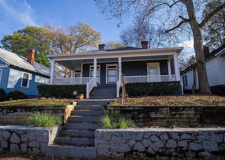 Exterior (Unit 1 on the left)