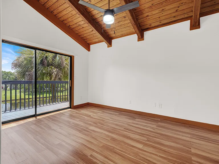 100 Sparrow Dr #13-1 — Photo 19