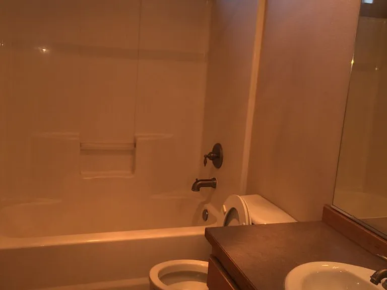 1398 NE Elk Ct #1 — Photo 4