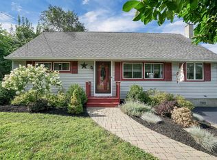 2 Donna Dr, Poughkeepsie, NY 12603
