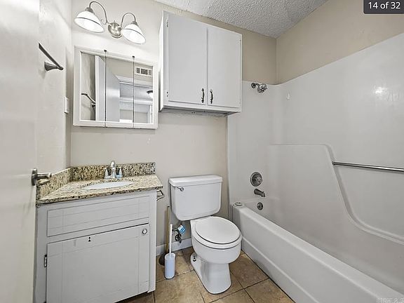 4th image of 367-1 Lance Cir