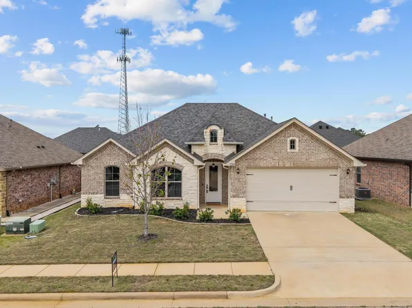 332 Kingdom Blvd, Lindale, TX 75771