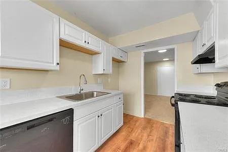 608 N Taylor Ave, Unit 211, Montebello — Photo 9