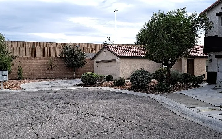 3011 Cantabria Ct — Photo 6