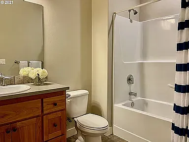 933 Pennington Ct — Photo 5