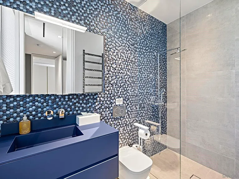 6515 Neptune Pl — Photo 32