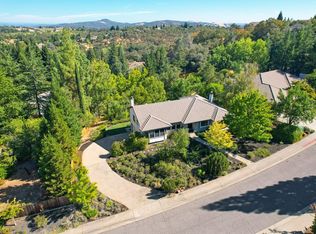 1425 Ridgeview Cir, Auburn, CA 95603