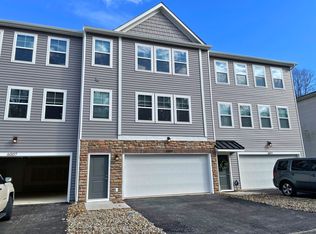 6001 Stefano Dr, Delmont, PA 15626