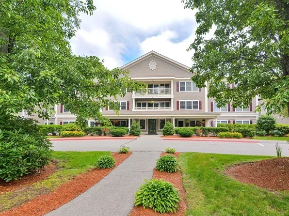 34 Meeting House Ln APT 317, Stow, MA 01775