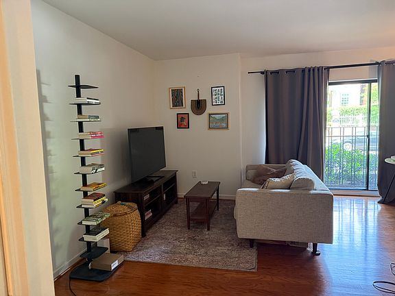 4th image of 2012 Wyoming Ave NW APT 103
