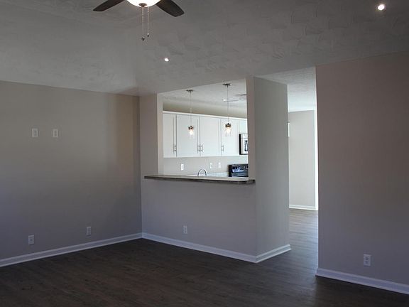 5th image of 141 Peace Ave