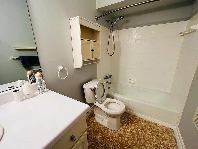 7640 Woodview St #2 — Photo 14