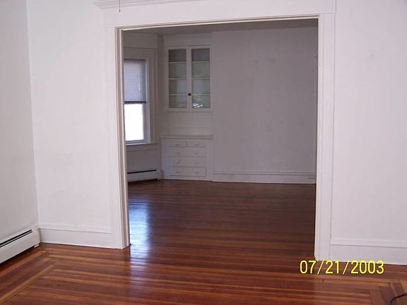 Open Parol & dinning room