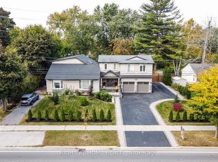 2463 Rebecca St, Oakville, ON L6L2B1