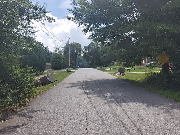 5th image of 519 Trakas Ave