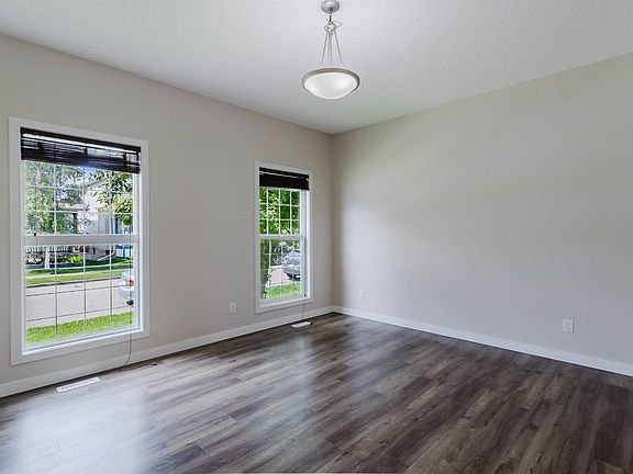 3rd image of 636 McDonough Link NW