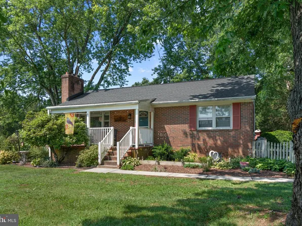 27478 Old Office Rd, Culpeper, VA 22701