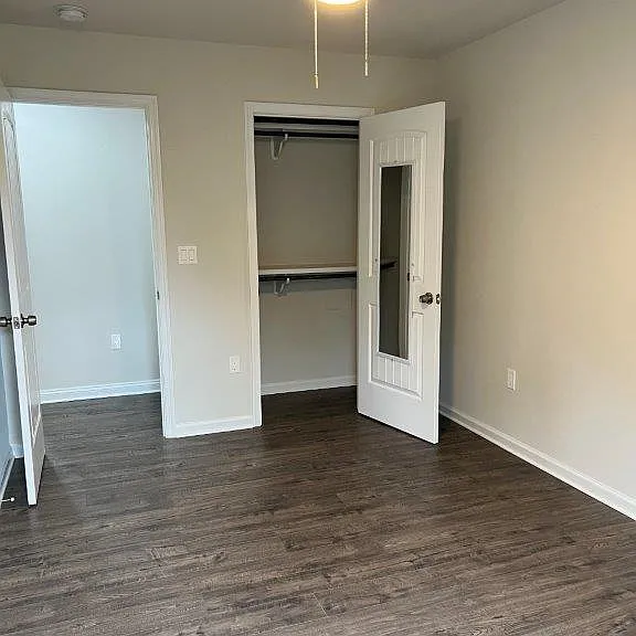 541 S Church St — Photo 16