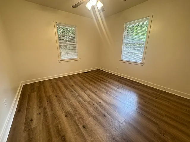 2706 Schaul St #B — Photo 9