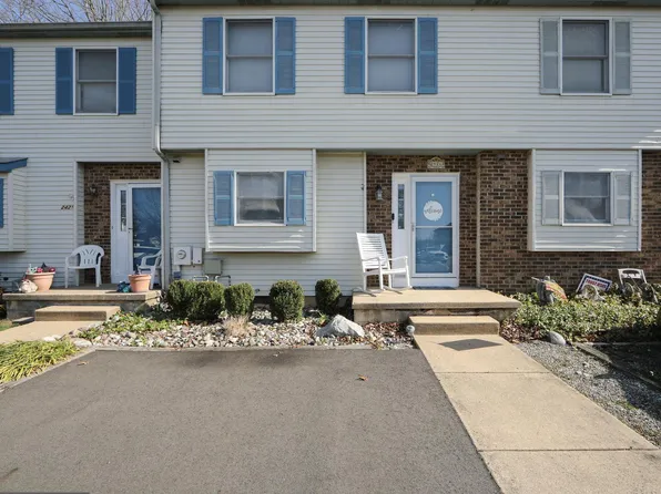 2426 Pliner Ct, Atco, NJ 08004