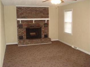 210 Forrest Ave, Clifton, TN 38425