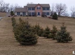 5823 Ruheton Hill Rd, Schnecksville, PA 18078