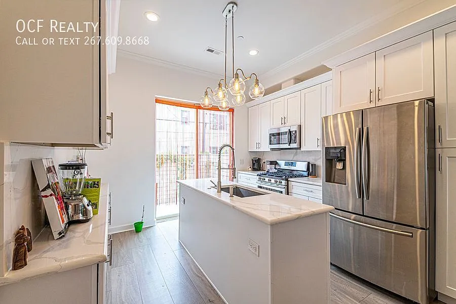 Four Bed Point Breeze Home — Photo 3