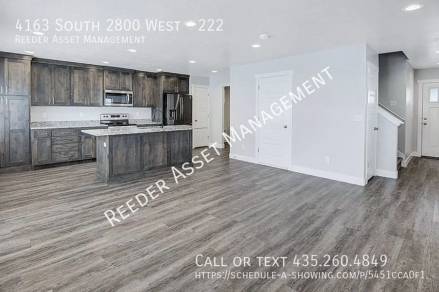 Beautiful Home in Roy 3 beds 2.5 bathrooms — Photo 3