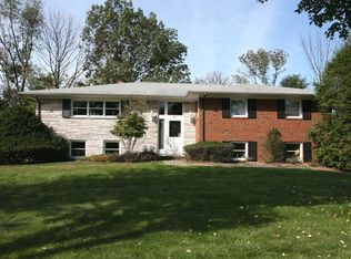 221 Mountain Ave, North Caldwell, NJ 07006