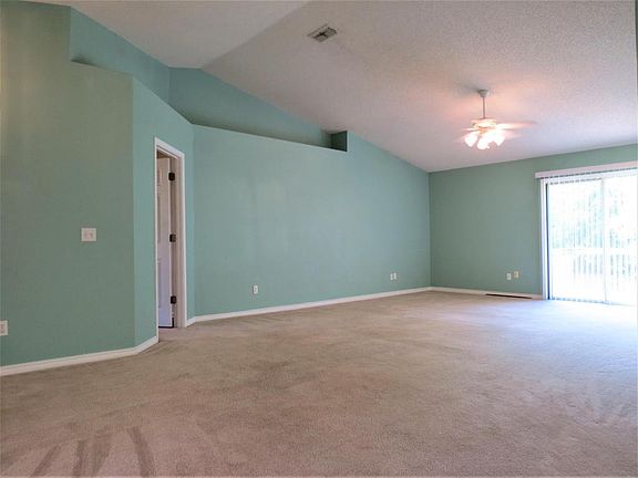3rd image of 301 Tislow Dr