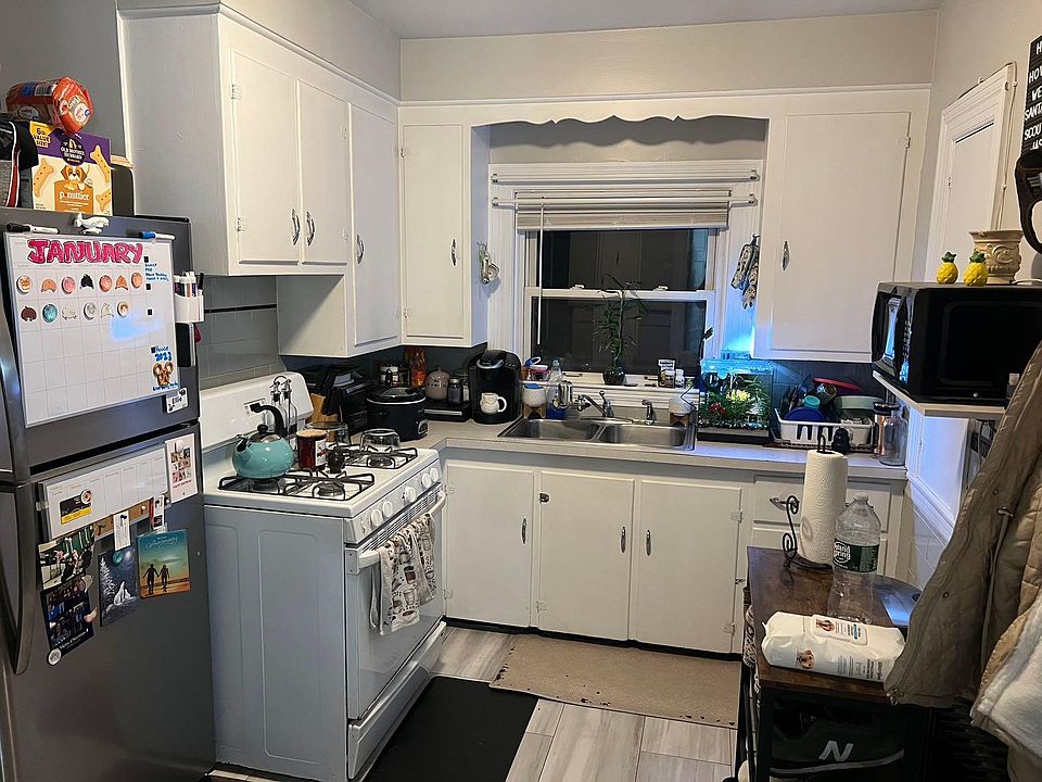 1st image of 200 Warren Ave #2B