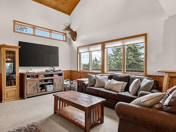 5th image of 762 27 7/8 St