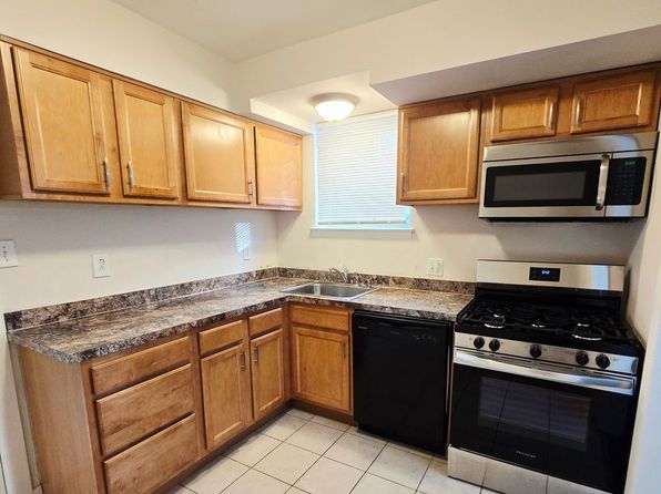 6103 Bellona Ave #Bc03-1a