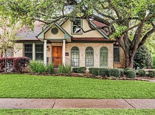 2102 Dryden Rd, Houston, TX 77030