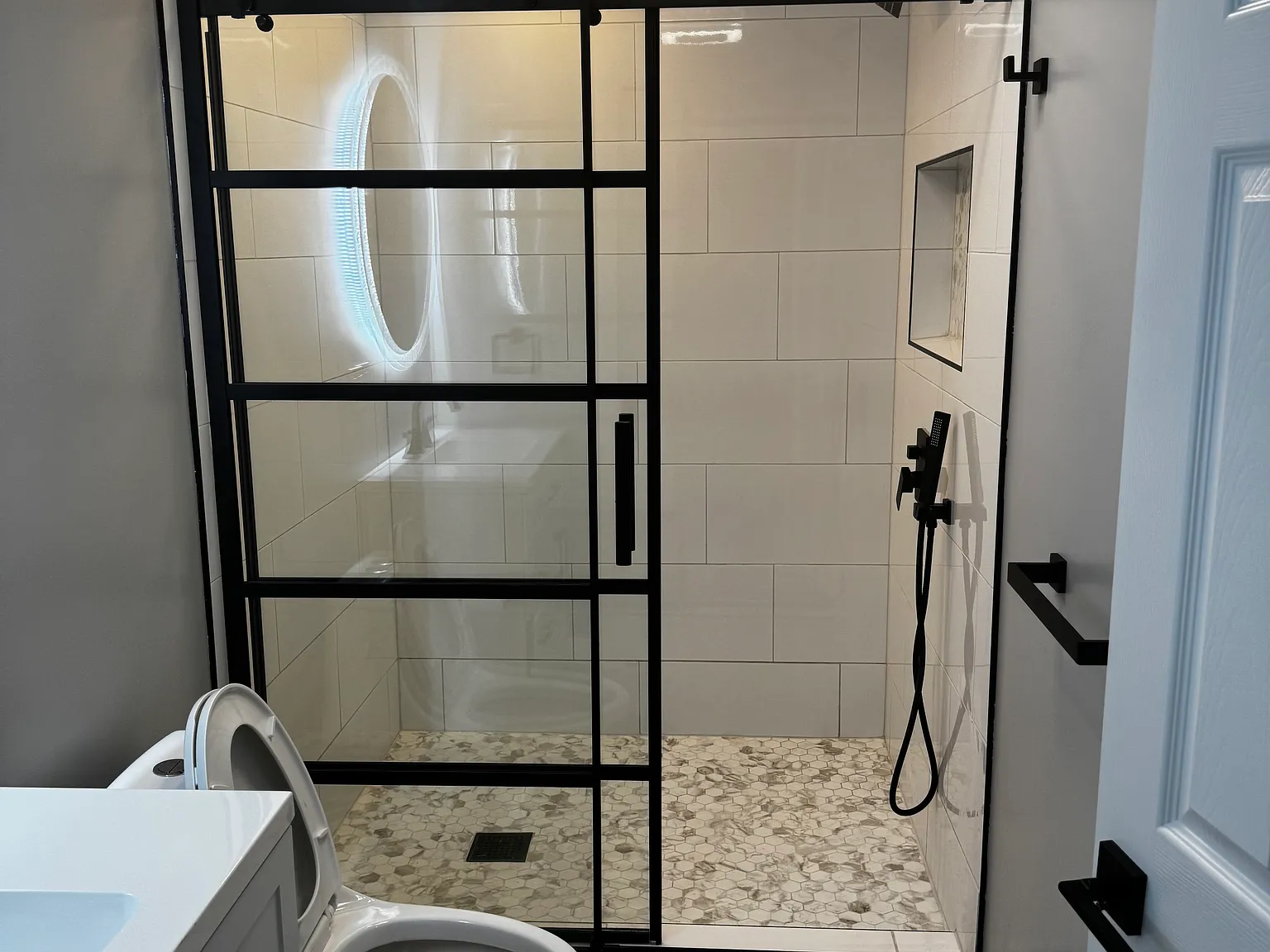 3 bed, 3.5 bath, 1728 sqft, $1,990 — Photo 4