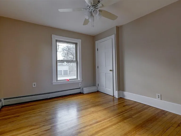 11 Taylor St — Photo 11