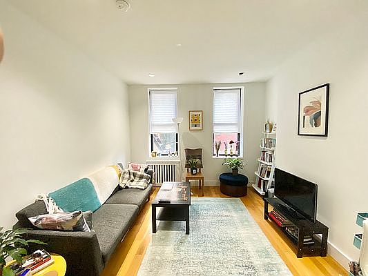 2nd image of 169 15th St #2A