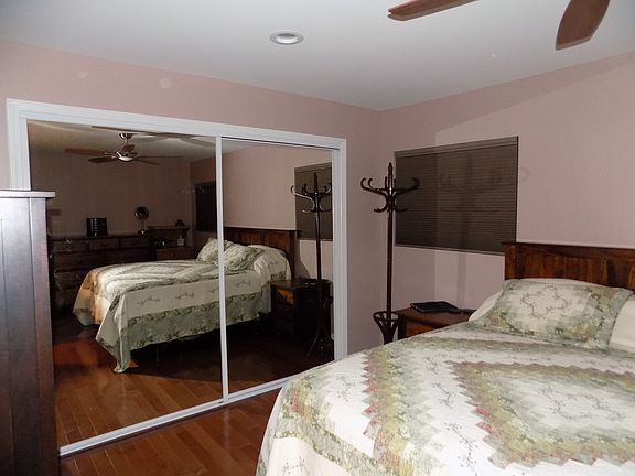 5th image of 903 Worchester Dr
