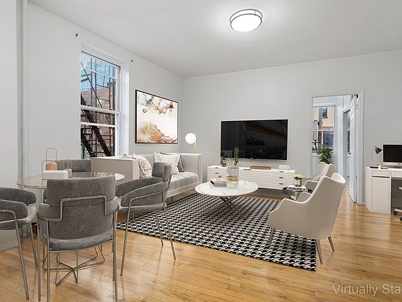 3rd image of 301 Sackett St APT 1
