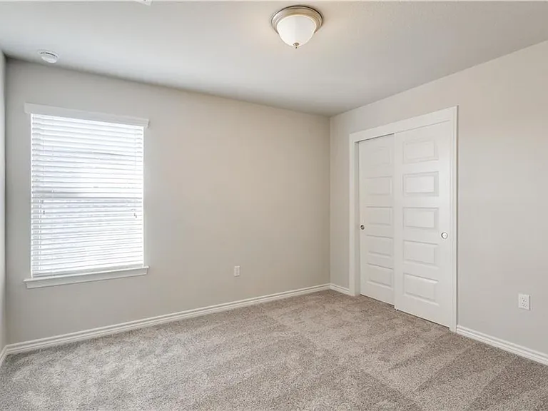 14202 McCoy Loop — Photo 18
