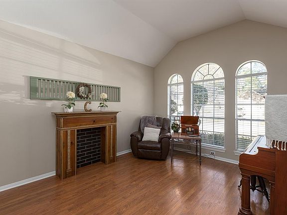 4th image of 20611 White Berry Ct