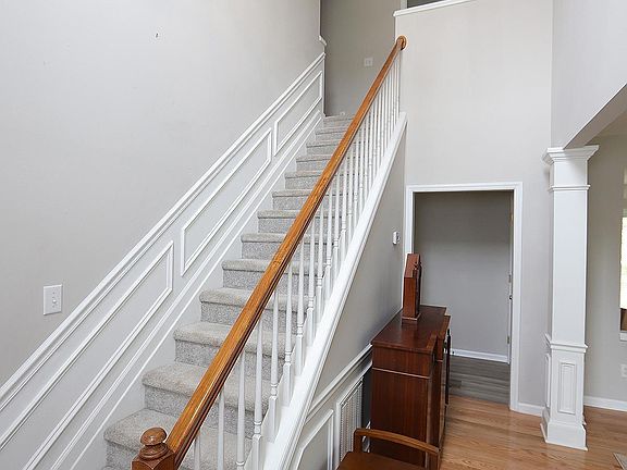 3rd image of 5003 Bridgewood Dr