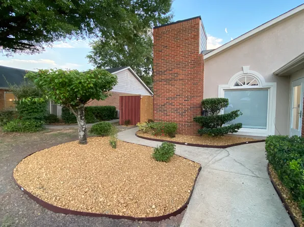 120 Arbor Way, Fayetteville, GA 30215