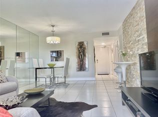 5100 Washington St APT 506, Hollywood, FL 33021