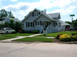 1622 Avenue F, Gothenburg, NE 69138