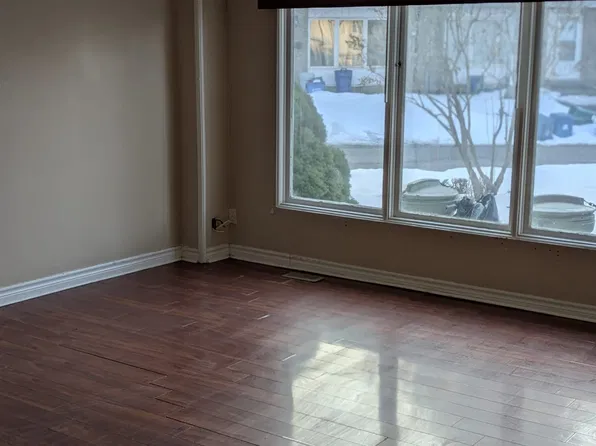 529 Parkview Cres #12, Cambridge, ON N3H 4Z9