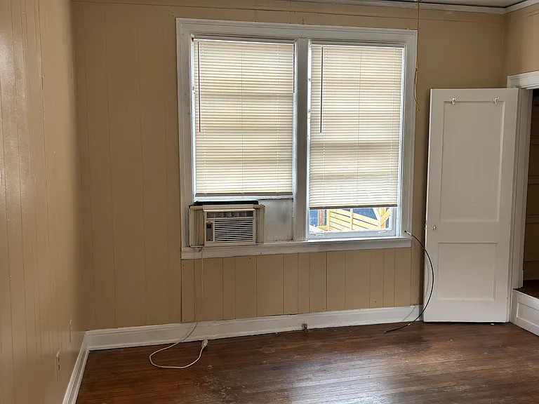 158 W Chimes St #9 — Photo 2