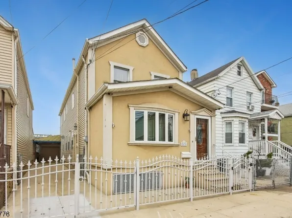 63 Waydell St, Newark City, NJ 07105