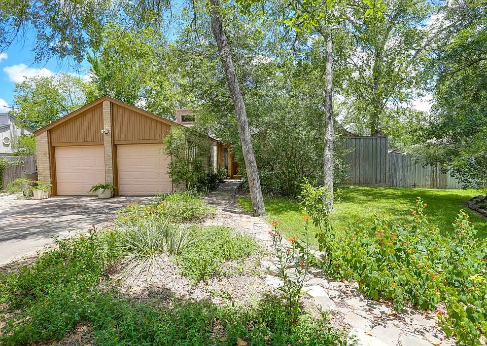 1st image of 3805 Old Oaks Dr